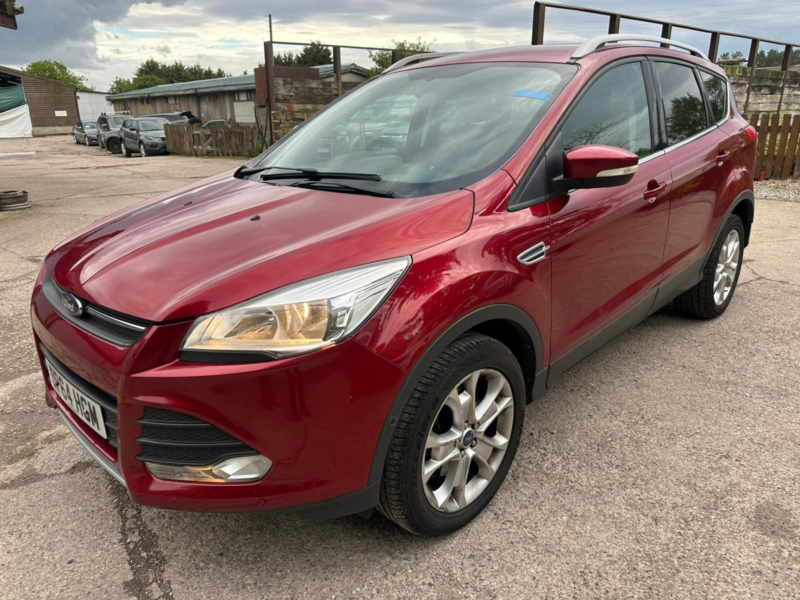 2015 Ford Kuga 2.0 Tdci Zetec in Red — image 1