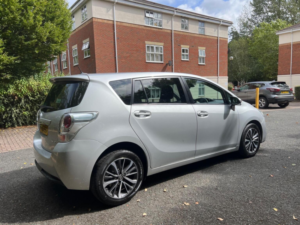 2016 Toyota Verso 1.6 D-4d Design Euro 6 (s/s) 5dr (7 Seat) in Silver — image 6