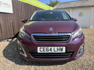 2014 Peugeot 108 1.2 Vti Puretech Allure in Purple — image 2