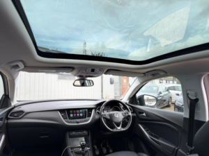 2019 Vauxhall Grandland X 1.2 Turbo Elite Nav Euro 6 (s/s) 5dr in White — image 6