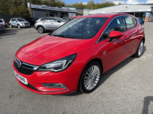 2016 Vauxhall Astra 1.6 Cdti Ecoflex Elite Nav in Red — image 2