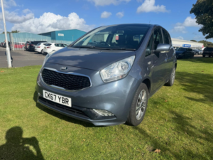 2017 Kia Venga 1.6 4 MPV 5dr Petrol Auto Euro 6 (123 Bhp) in Blue — image 2