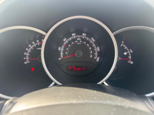 2017 Kia Venga 1.6 4 MPV 5dr Petrol Auto Euro 6 (123 Bhp) in Blue — image 5