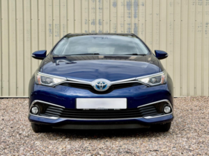 2017 Toyota Auris 1.8 Vvt-H Excel CVT Euro 6 (s/s) 5dr (safety Sense) in Blue — image 2