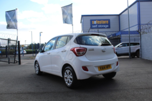 2014 Hyundai I10 1.0 Se in White — image 5