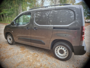 2022 Toyota Proace City 1.5 Bluehdi Active in Grey — image 3