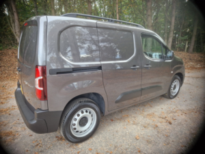 2022 Toyota Proace City 1.5 Bluehdi Active in Grey — image 4