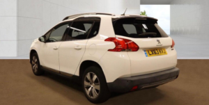 2013 Peugeot 2008 1.2 Vti Allure Euro 5 5dr in White — image 4