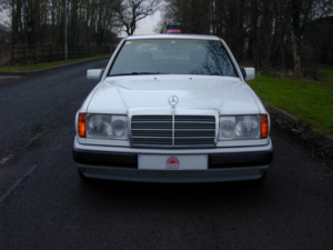 1991 Mercedes-Benz 260 Ref 8417 - Sale Agreed Awaiting Uk Registration -Mercedes Benz W124 260e Petrol Auto – Air Con (r in White — image 4