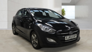 2015 Hyundai I30 1.4 Blue Drive Se Black 5dr 1 Keeper in Black — image 3