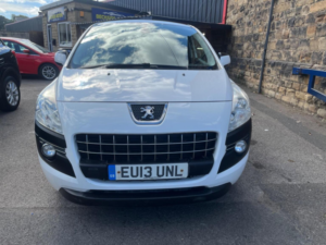2013 Peugeot 3008 1.6 E-Hdi Active Egc Euro 5 (s/s) 5dr in White — image 3