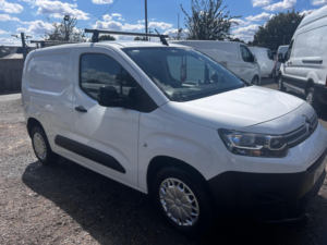 2022 Citroen Berlingo 1.5 Bluehdi 1000 Enterprise M Pro Swb Euro 6 (s/s) 5dr in White — image 2