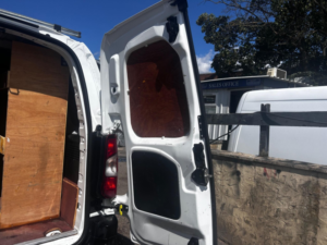 2022 Citroen Berlingo 1.5 Bluehdi 1000 Enterprise M Pro Swb Euro 6 (s/s) 5dr in White — image 4