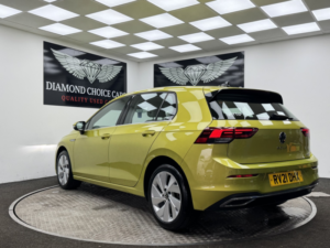 2021 Volkswagen Golf 1.5 Etsi Mhev Style in Yellow — image 4