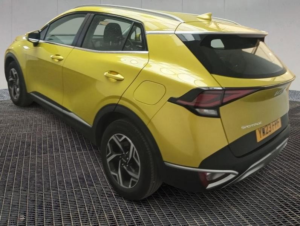 2023 Kia Sportage 1.6 T-Gdi 2 SUV 5dr Petrol Manual Euro 6 (s/s) (148 Bhp) in Yellow — image 4