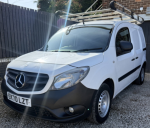 2020 Mercedes-Benz Citan 1.5 109 Cdi Pure Panel Van 5dr Diesel Manual L2 Euro 6 (94 Ps) in Multicolour — image 2