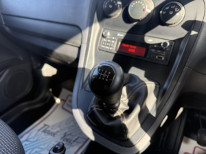 2020 Mercedes-Benz Citan 1.5 109 Cdi Pure Panel Van 5dr Diesel Manual L2 Euro 6 (94 Ps) in Multicolour — image 6