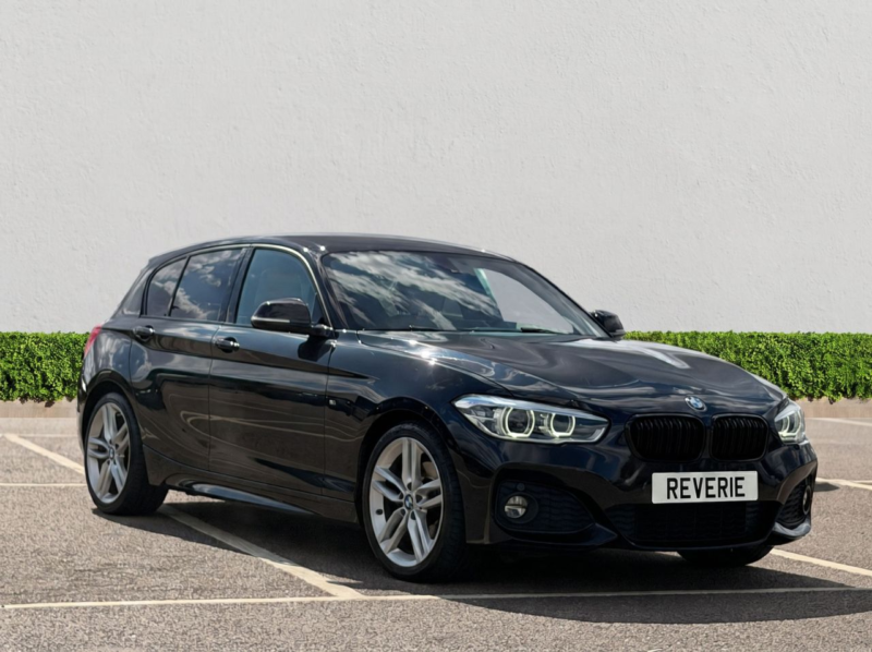 2017 BMW 1 Series 2.0 125i M Sport Hatchback 5dr Petrol Auto Euro 6 (s/s) (224 Ps) in Black — image 1