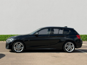 2017 BMW 1 Series 2.0 125i M Sport Hatchback 5dr Petrol Auto Euro 6 (s/s) (224 Ps) in Black — image 4