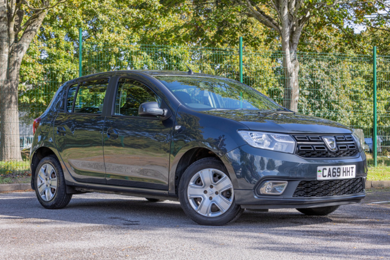 2019 Dacia Sandero 0.9 Comfort Tce 90 My18 in Grey — image 1