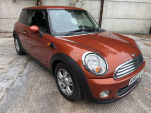 2012 MINI Hatch 1.6 One Hatch in Orange — image 2