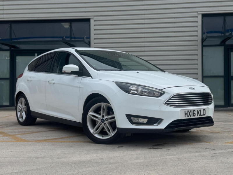2016 Ford Focus 1.0t Ecoboost Titanium Euro 6 (s/s) 5dr in White — image 1