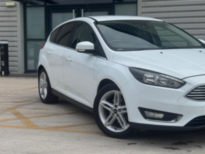 2016 Ford Focus 1.0t Ecoboost Titanium Euro 6 (s/s) 5dr in White — image 3