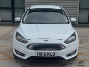 2016 Ford Focus 1.0t Ecoboost Titanium Euro 6 (s/s) 5dr in White — image 5