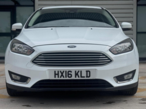 2016 Ford Focus 1.0t Ecoboost Titanium Euro 6 (s/s) 5dr in White — image 6