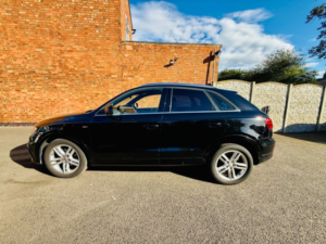 2012 Audi Q3 2.0 Tdi S Line SUV 5dr Diesel Manual Euro 5 (s/s) (140 Ps) in Black — image 6