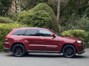 2016 Jeep Grand Cherokee 3.0 Grand Cherokee My15 3.0l V6 Crd Summit My15 in Red — image 2