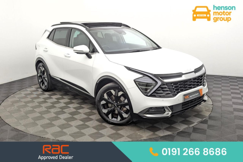 2022 Kia Sportage 1.6 T-Gdi 13.8kwh 4 SUV 5dr Petrol Plug-In Hybrid Auto AWD Euro 6 (s/s) (261 Bhp) in White — image 1