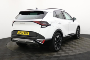 2022 Kia Sportage 1.6 T-Gdi 13.8kwh 4 SUV 5dr Petrol Plug-In Hybrid Auto AWD Euro 6 (s/s) (261 Bhp) in White — image 5