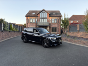 2020 BMW X5 3.0 X5 M50d in Black — image 3