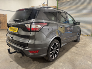 2018 Ford Kuga 2.0 Tdci Ecoblue St-Line in Grey — image 5