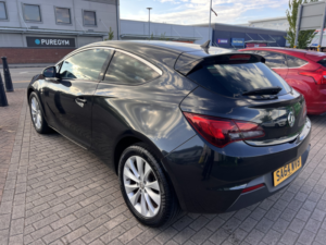 2014 Vauxhall Astra Gtc 1.4 T 16v Sri in Black — image 3