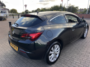 2014 Vauxhall Astra Gtc 1.4 T 16v Sri in Black — image 4