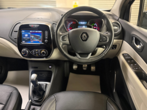 2018 Renault Captur 0.9 Tce Energy Gt Line SUV 5dr Petrol Manual Euro 6 (s/s) (90 Ps) in Blue — image 6