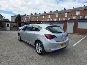 2012 Vauxhall Astra 1.6 16v Sri in Silver — image 6