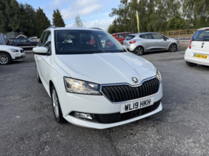2019 Skoda Fabia 1.0 Tsi Se in White — image 3