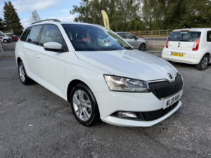2019 Skoda Fabia 1.0 Tsi Se in White — image 4
