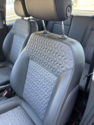 2012 Vauxhall Corsa 1.4 16v Se in Blue — image 2
