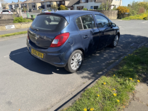 2012 Vauxhall Corsa 1.4 16v Se in Blue — image 3