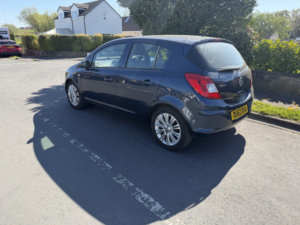 2012 Vauxhall Corsa 1.4 16v Se in Blue — image 6