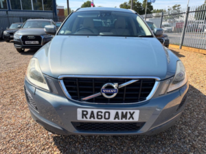 2010 Volvo Xc60 2.0 T5 Se Lux Powershift Euro 5 5dr in Blue — image 2