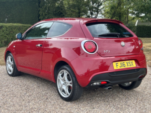 2016 Alfa Romeo Mito 1.3 Mito 1.3 Jtdm-2 85 Bhp Distinctive in Red — image 2