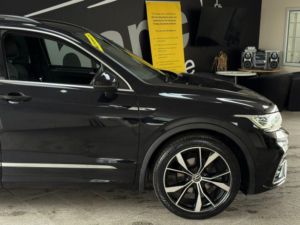 2021 Volkswagen Tiguan 1.5 Tsi R-Line DSG Euro 6 (s/s) 5dr in Black — image 4