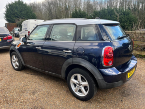 2012 MINI Countryman 1.6 Cooper Euro 5 (s/s) 5dr in Blue — image 5