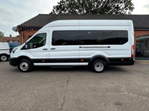 2020 Ford Transit 2.0 460 Ecoblue Leader Rwd L4 H3 Euro 6 (s/s) 5dr (17 Seat, Drw) in White — image 4