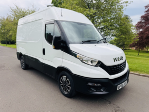2019 Iveco Daily 2.3 D Hpi 12v 35s 3520 in White — image 2
